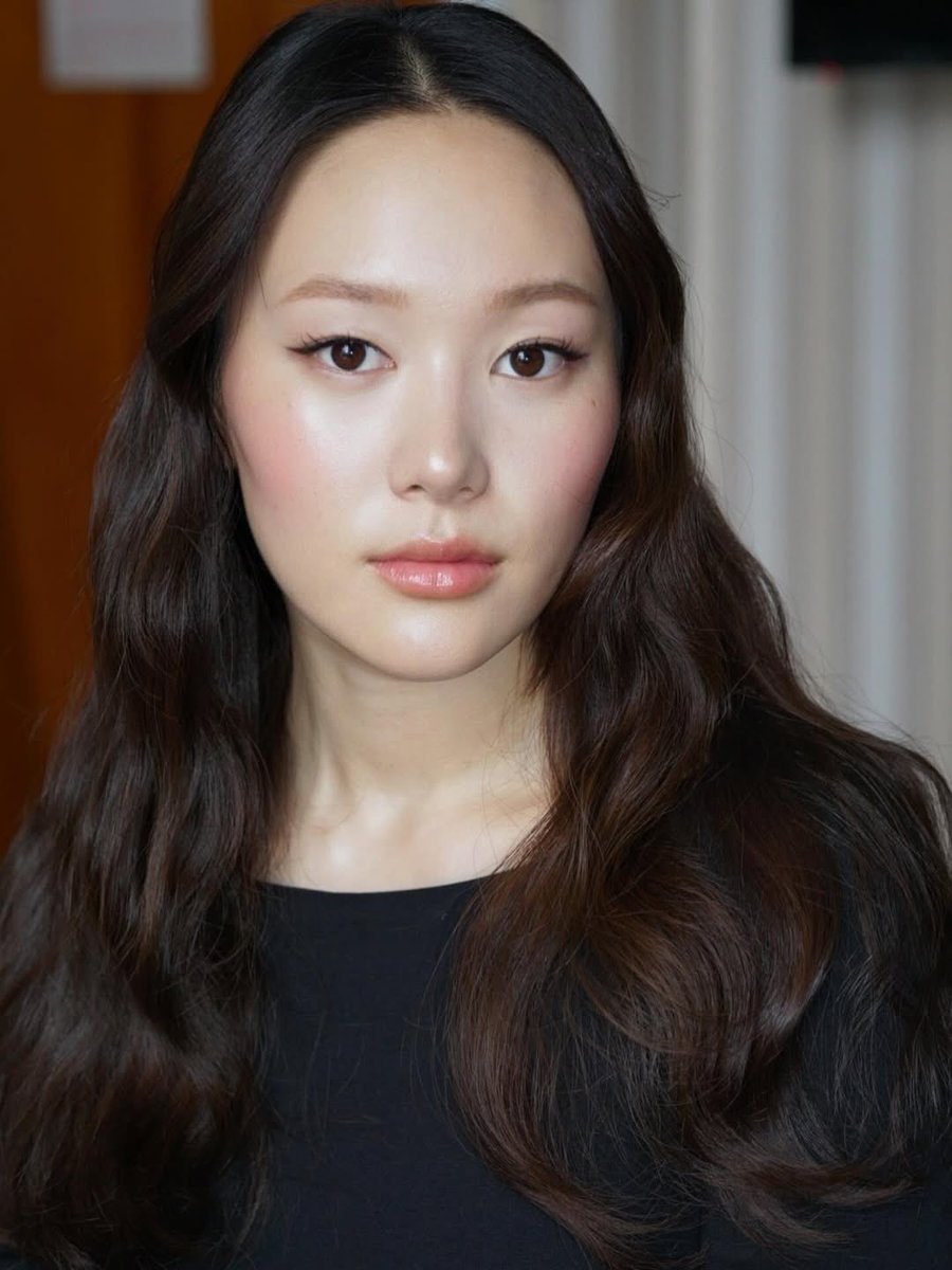 SHE IS SOOOO UNREAL????