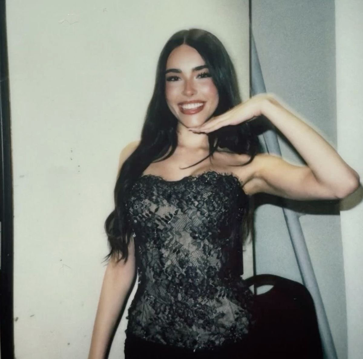 Madison Beer Spotify Updates tweet media