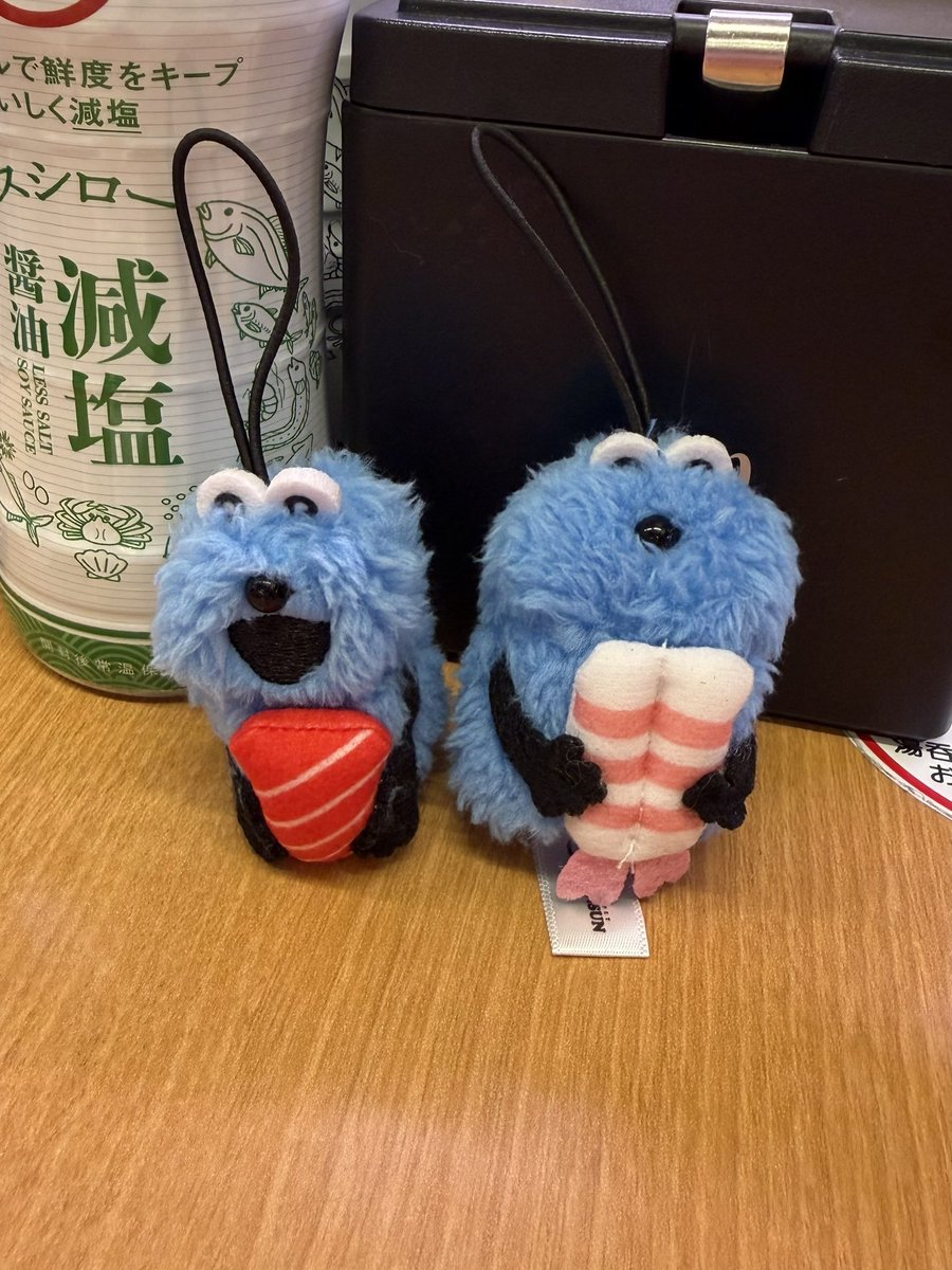 nn_sr2123's tweet photo. スシロースンスン！！
私が欲しかったエビ🦐と
旦那が欲しかったマグロ🐟
一発で出た❕運良い❕嬉しい❕ https://t.co/nnvSbpZxIr