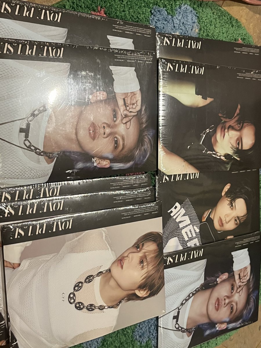 ยังไม่แกะ แจกค้าบ
ออกค่าส่งเอง 40.- น้า
สนใจทักมาเลยค่ะ