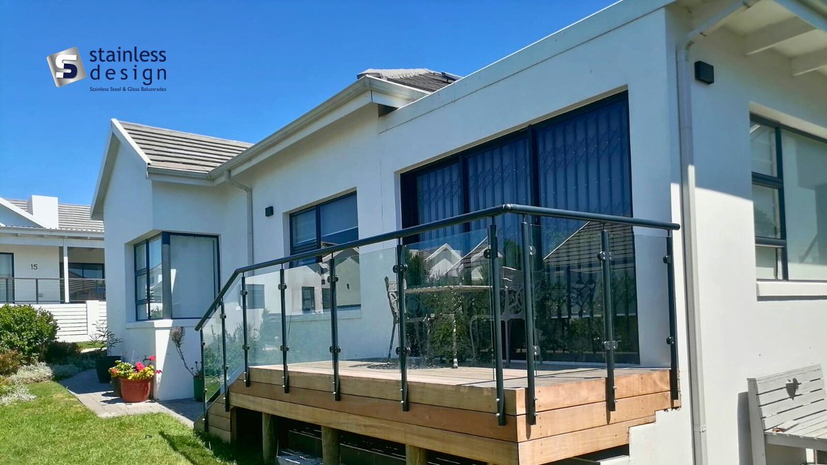 StainlessInfo's tweet photo. Glass pressure bracket balustrade installation by our approved professionals using our locally manufactured stainless steel components.

Strength. Durability. Modern finish.

🌐 https://t.co/Z44ZRkMXcv

#GlassBalustrade #StainlessSteel #StainlessDesign https://t.co/NYrrH3z4tP
