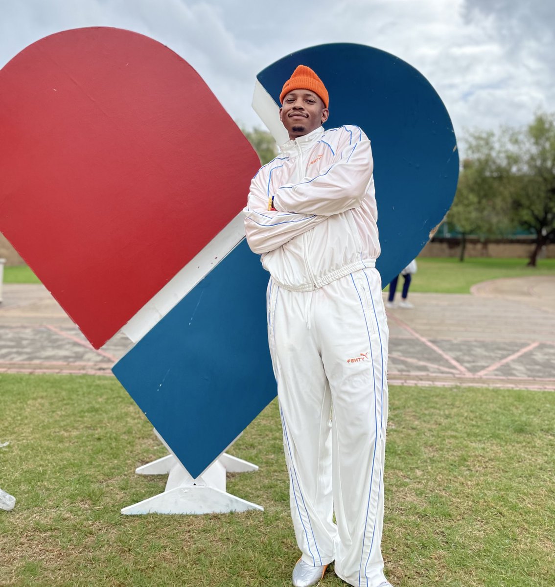 Yfm's tweet photo. That's it from #TheLunchLeague with @FreshByCaddy, see you soon and don't forget to Live Better with @CapitecBankSA 💸
#CapitecTakeover https://t.co/baPIr4MBX4