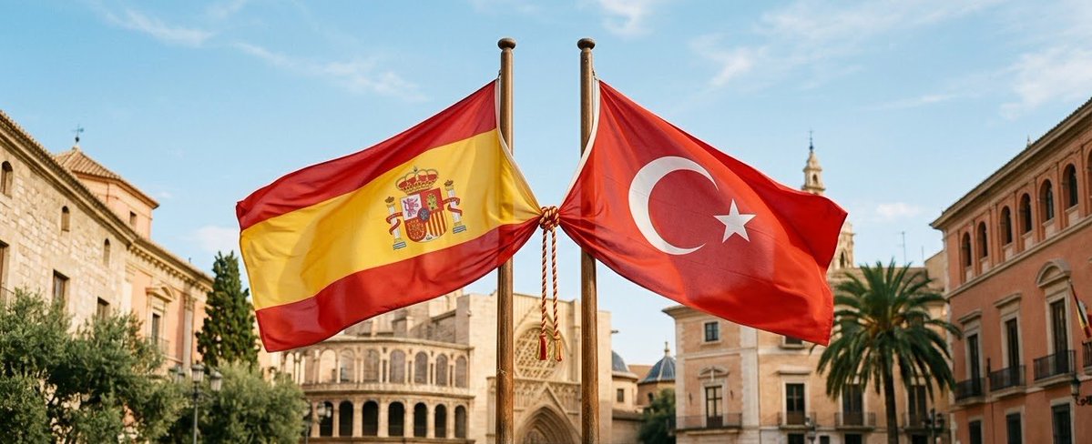 Es posible transformar la creciente amistad entre España y Turquía en una alianza geopolítica. Esta alianza se denominaría Alianza Mediterránea. Lea más sobre este artículo.
👇
kritikbakis.com/es/esta-surgie…

<a href="/sanchezcastejon/">Pedro Sánchez</a>  <a href="/RTErdogan/">Recep Tayyip Erdoğan</a> 
#Spain #türkiye