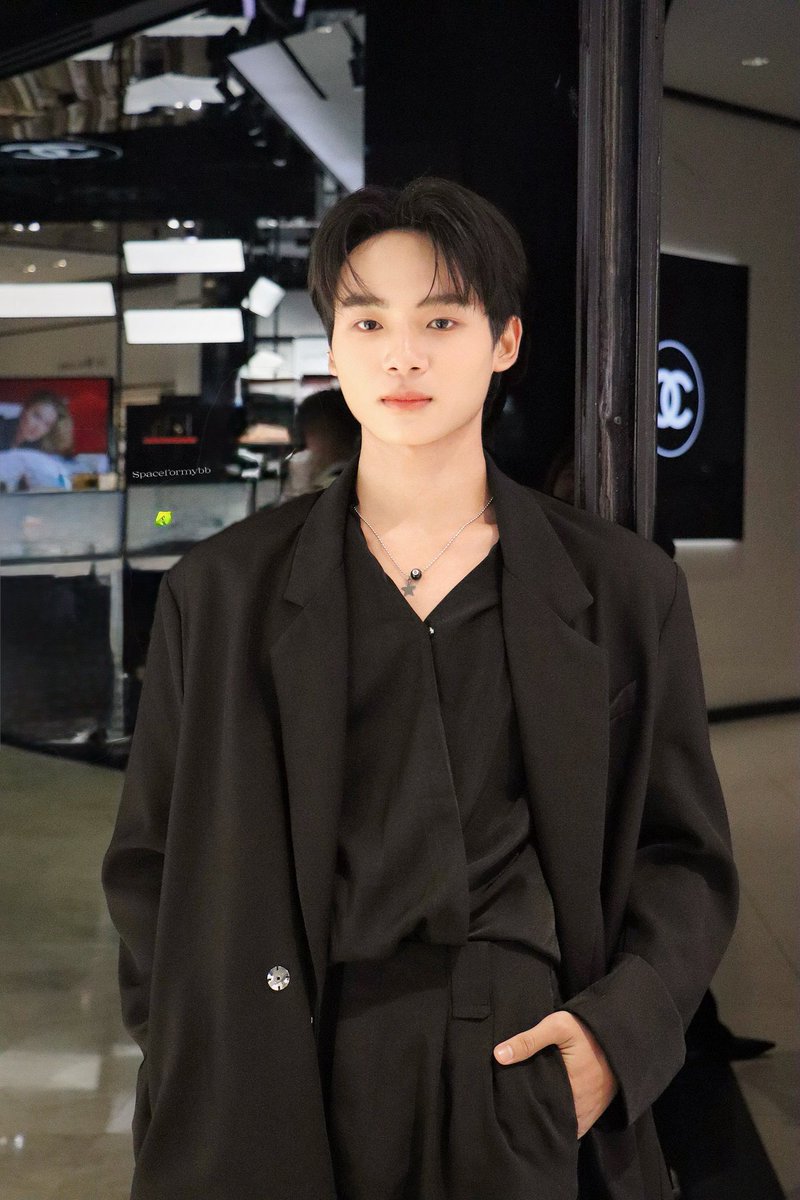 หล่อเกิ๊นน 🥰🥰🥰 #leopunjaphon <a href="/leopunjaphon/">Leopunjaphon</a>