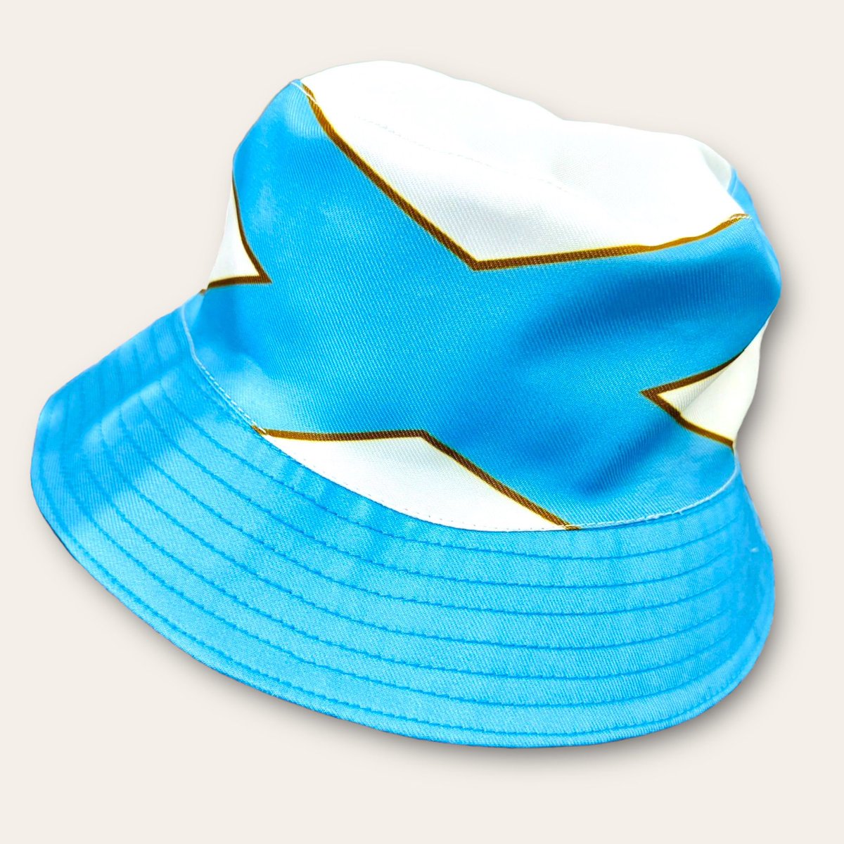 One of Scotland’s greatest ever goals. One of Scotland’s greatest ever shirts.

The 2007 Scotland away shirt — worn the night James McFadden scored that incredible winner against France.

The Scotland ‘07 Away Shirt &amp; Bucket Hat are now available.

Limited availability -