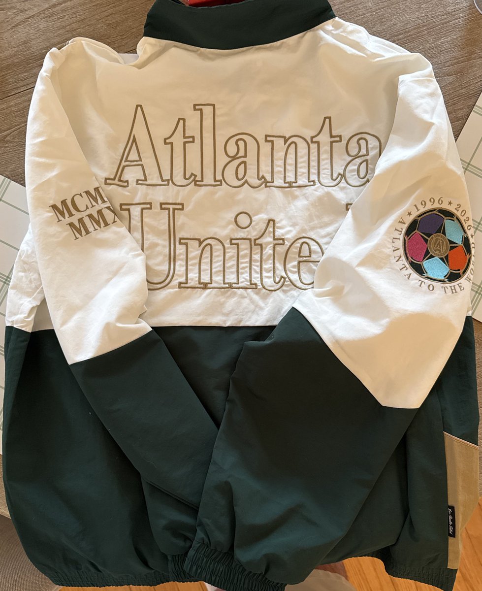 Team is ass but this is an impeccable piece of merch