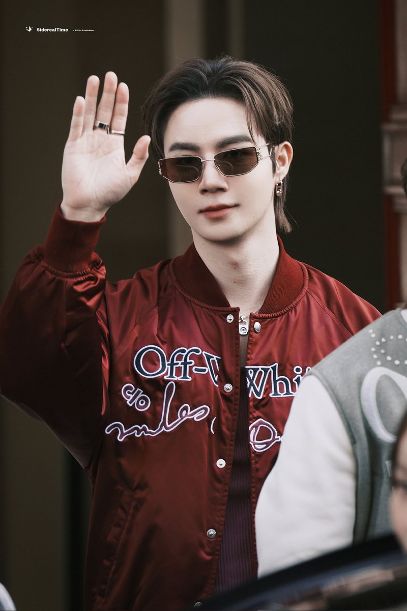 260305
👋🏻
ZEENUNEW IN PARIS FW26
#OffWhitexZeeNunew
#OffWhiteFW26 #ZeeNuNew

<a href="/OffWht/">Off-White™</a> #OffWhite
<a href="/zee_pruk/">Z</a> #ZeePruk
<a href="/CwrNew/">NuNew</a> #NuNew