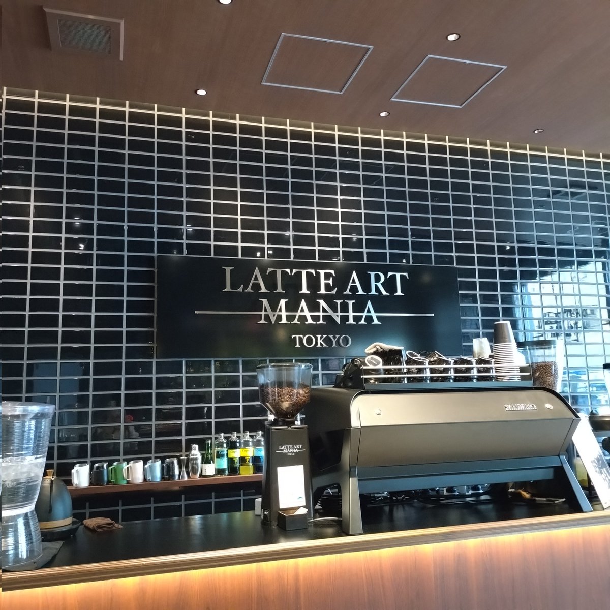 miyu_cyuncyun's tweet image. 順番が逆になりました🤣

今日は仕事休み😊🖐️

赤坂ｴﾘｱのお気に入りのカフェへ1ヶ月ぶりに行きました😊🖐️

#miyu holiday
#LATTE ART MANIA TOKYO
#FUKUOKA店