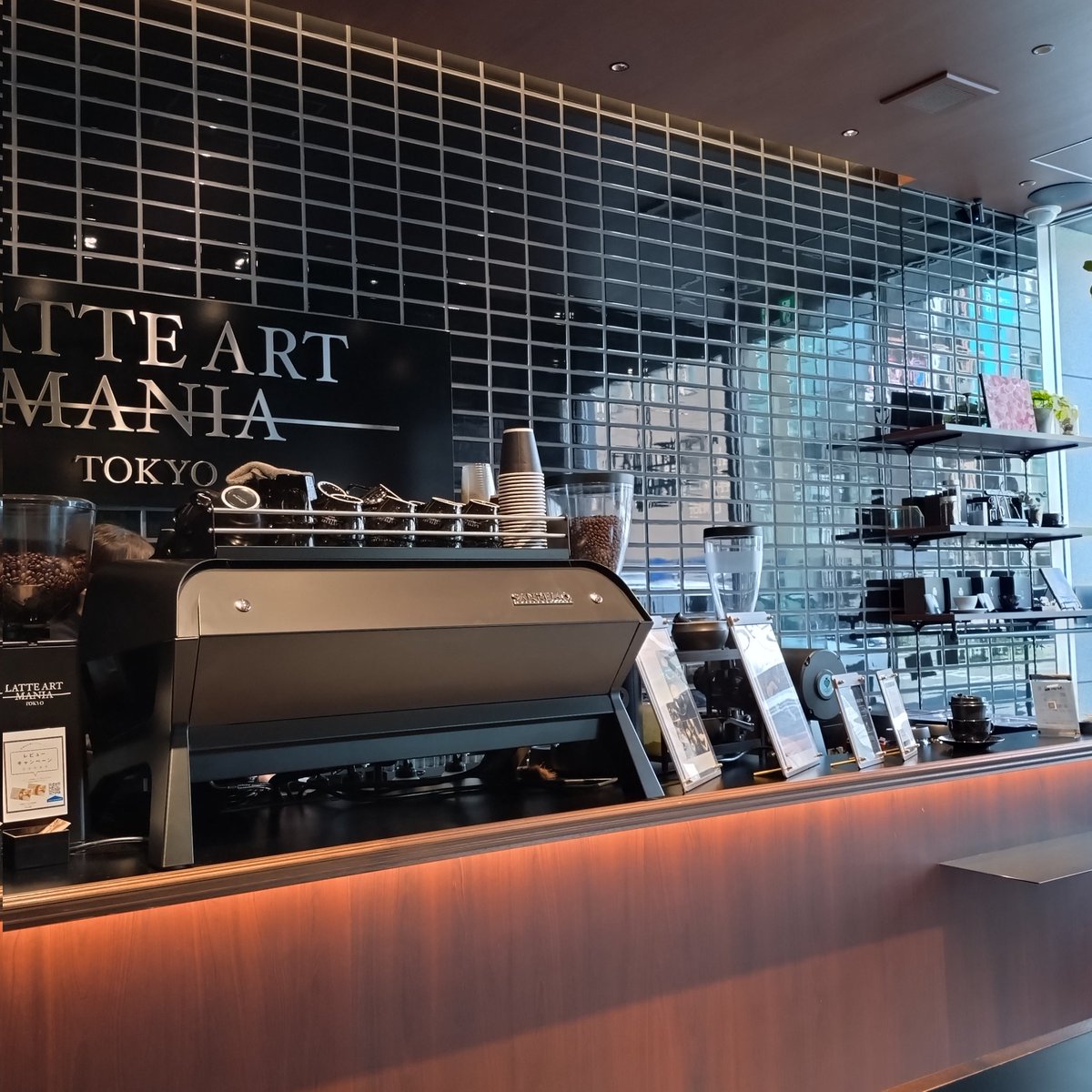 miyu_cyuncyun's tweet image. 順番が逆になりました🤣

今日は仕事休み😊🖐️

赤坂ｴﾘｱのお気に入りのカフェへ1ヶ月ぶりに行きました😊🖐️

#miyu holiday
#LATTE ART MANIA TOKYO
#FUKUOKA店