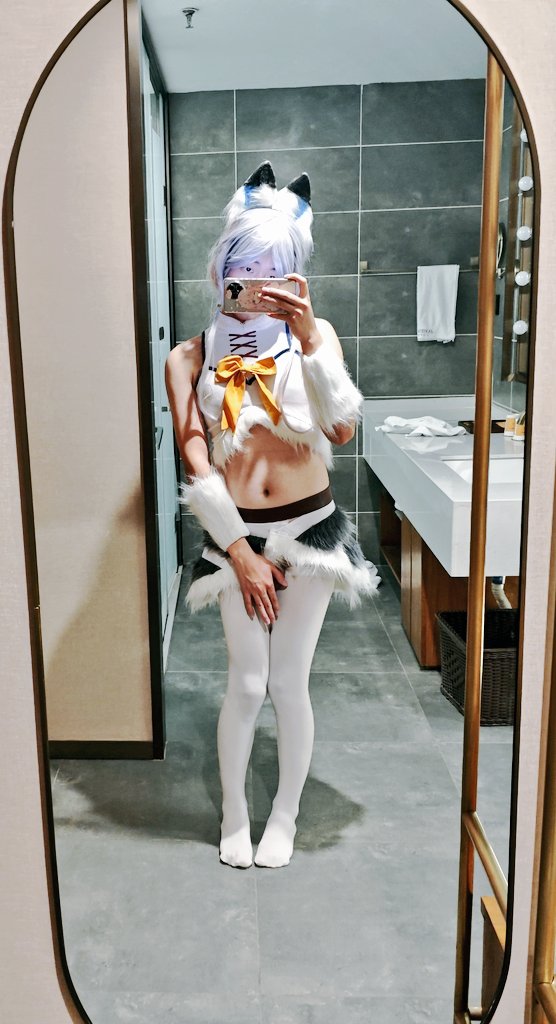 xiaoyumu520's tweet photo. 光腿还是白丝🤔
#男娘 #白丝 #伪娘 #cd https://t.co/yrZOoaHSlX