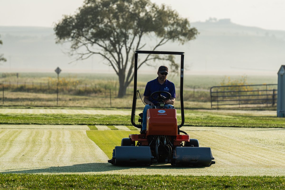 K-State's Turf and Landscape Management Team tweet media