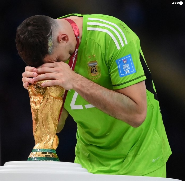 Scrypter tweet media