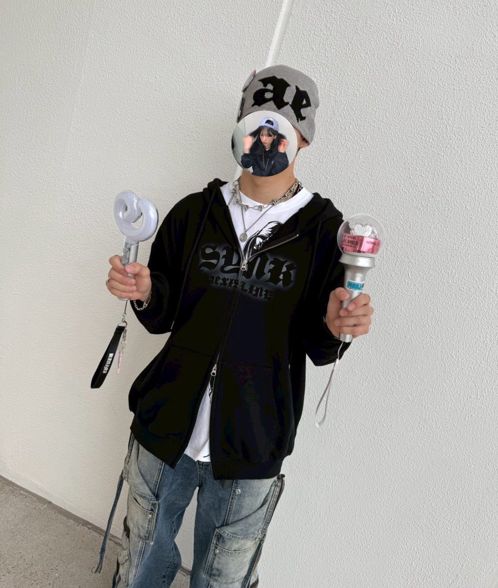 𝑅𝑌𝑈𝐺𝐴 tweet media