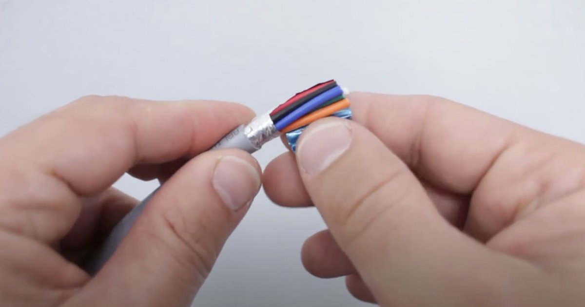 pacergroup's tweet image. Stripping shielded multiconductor cable requires the proper tools in order to properly remove the outer jacket. 

Learn more at youtube.com/watch?v=jB62M6… 

#TopQuality #MarineElectrical #MarineWiring #MarineRepairs #MarineIndustry #MarineParts #MarineElectrician