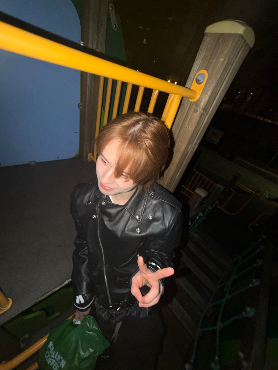 TWS WEVERSE tweet media