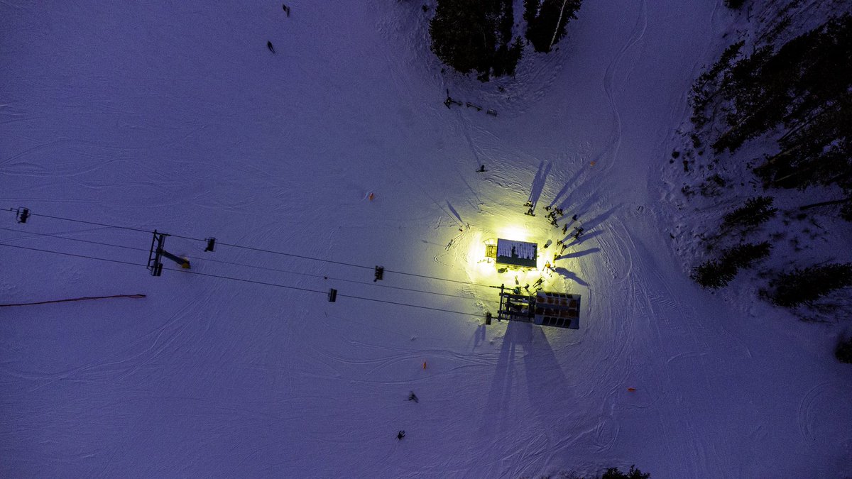 skithebeav's tweet photo. We received 2β of snow overnight. Itβs snowing lightly & 23 degrees at 6am. βοΈ 1-2β more today with more coming tonight.
Logan Canyon is plowed & sanded.
β·οΈ 7: Rail Jam π
π 7: Public Ski Night
π© 11: Wild Women Skills Clinic
π 13: Demo Fest
#skithebeav #nightskiing https://t.co/Alfvm25Ajg