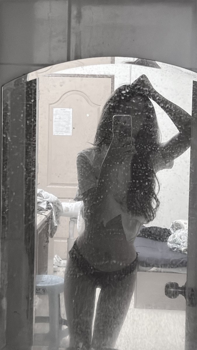 username tweet media