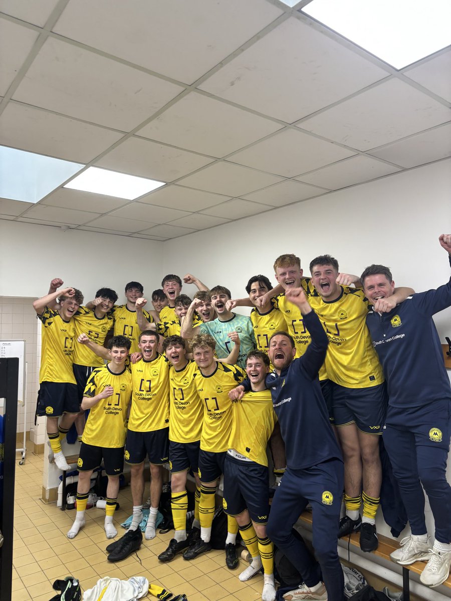 TUacademy_sdc's tweet photo. Another fantastic day for @sdcollege and @TUacademy_sdc as our 1st team reached the semi-final of the @AoC_Sport National Cup🙌

A brilliant achievement and a massive well done to everyone involved, onto the semi-final👏 https://t.co/A2tQwpi6G3