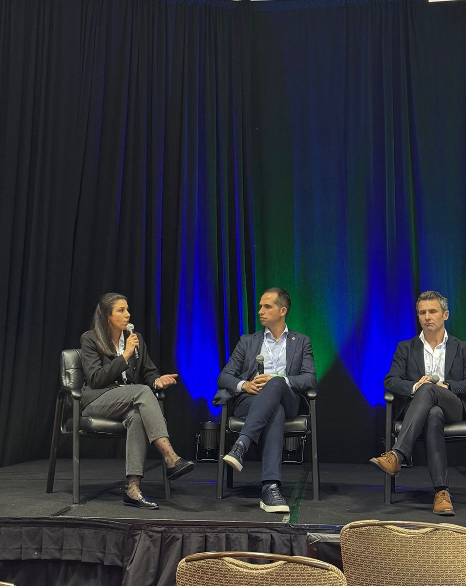 Mary Álvarez-Torres tweet media