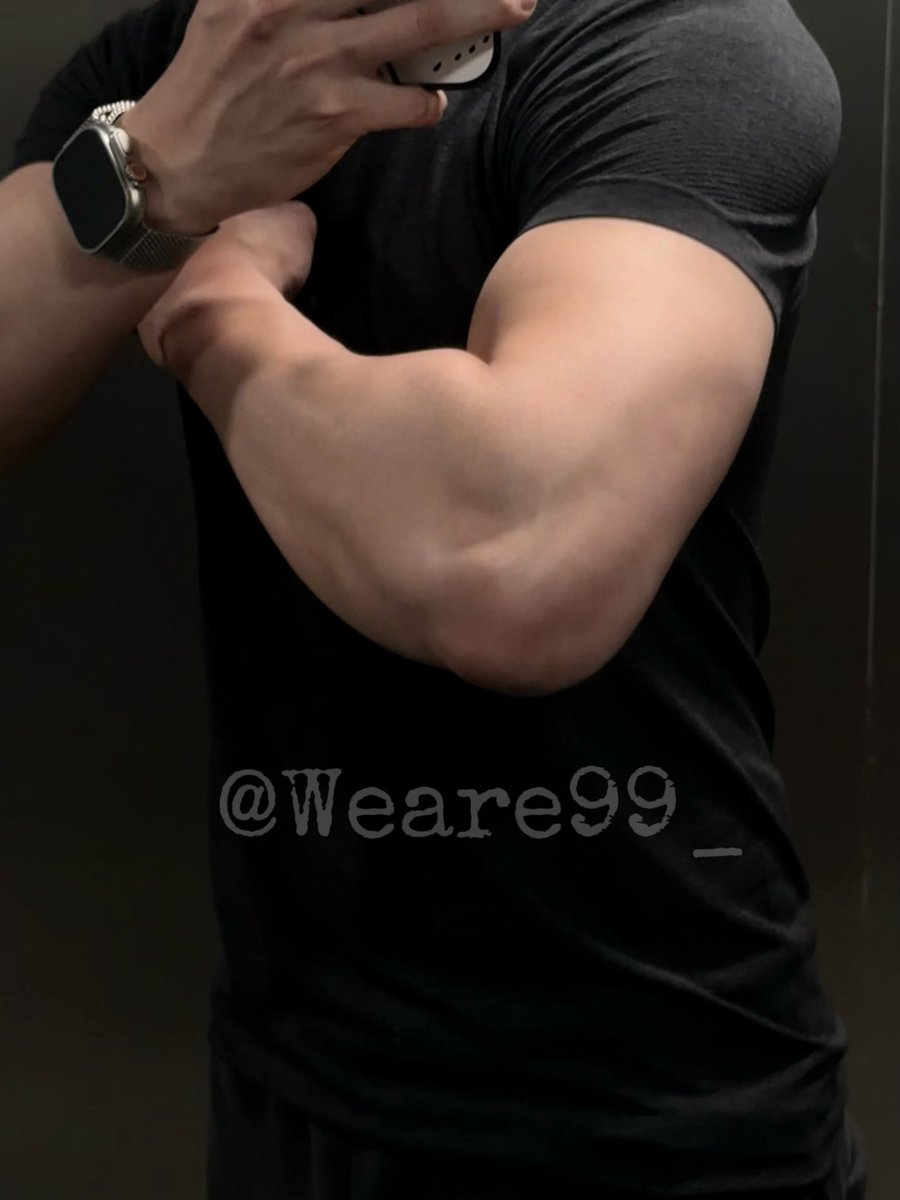 雨夜带刀不带伞 tweet media