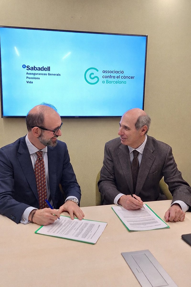 ContraCancerBCN's tweet photo. Avui hem formalitzat la signatura del conveni amb BanSabadell Seguros Generales, BanSabadell Vida i BanSabadell Pensiones, en el marc del projecte “Un seguro con causa”. https://t.co/2otu8jx5Kr