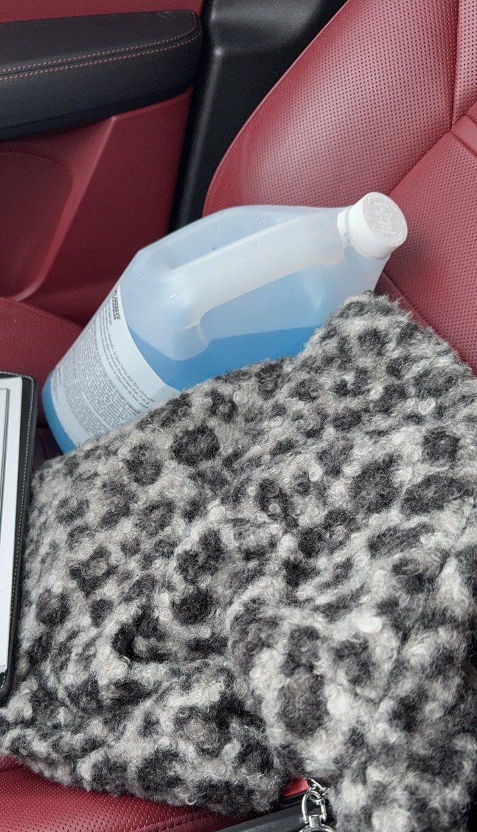 刚子公主_ tweet media