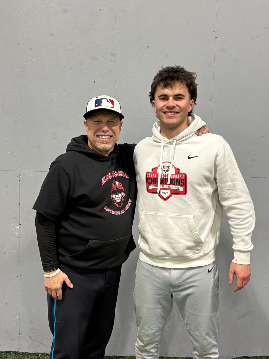 Timothy Bowman tweet media