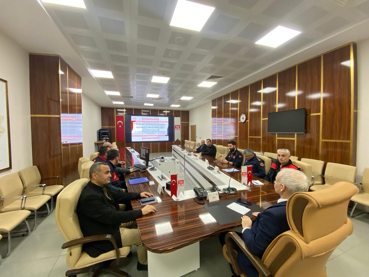 Vali Yardımcımız Sayın Osman GÜVEN Başkanlığında, acil yardım hizmeti sunan kurum amirlerinin katılımıyla, Şubat ayı Acil Çağrı Hizmetleri İl Koordinasyon Komisyonu toplantısı yapıldı.
<a href="/TC_icisleri/">T.C. İçişleri Bakanlığı</a>
<a href="/112teknumara/">112 Acil Çağrı Merkezleri</a>
