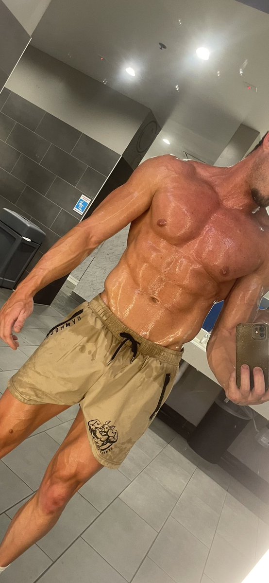 Jake Sparkles ✨ tweet media