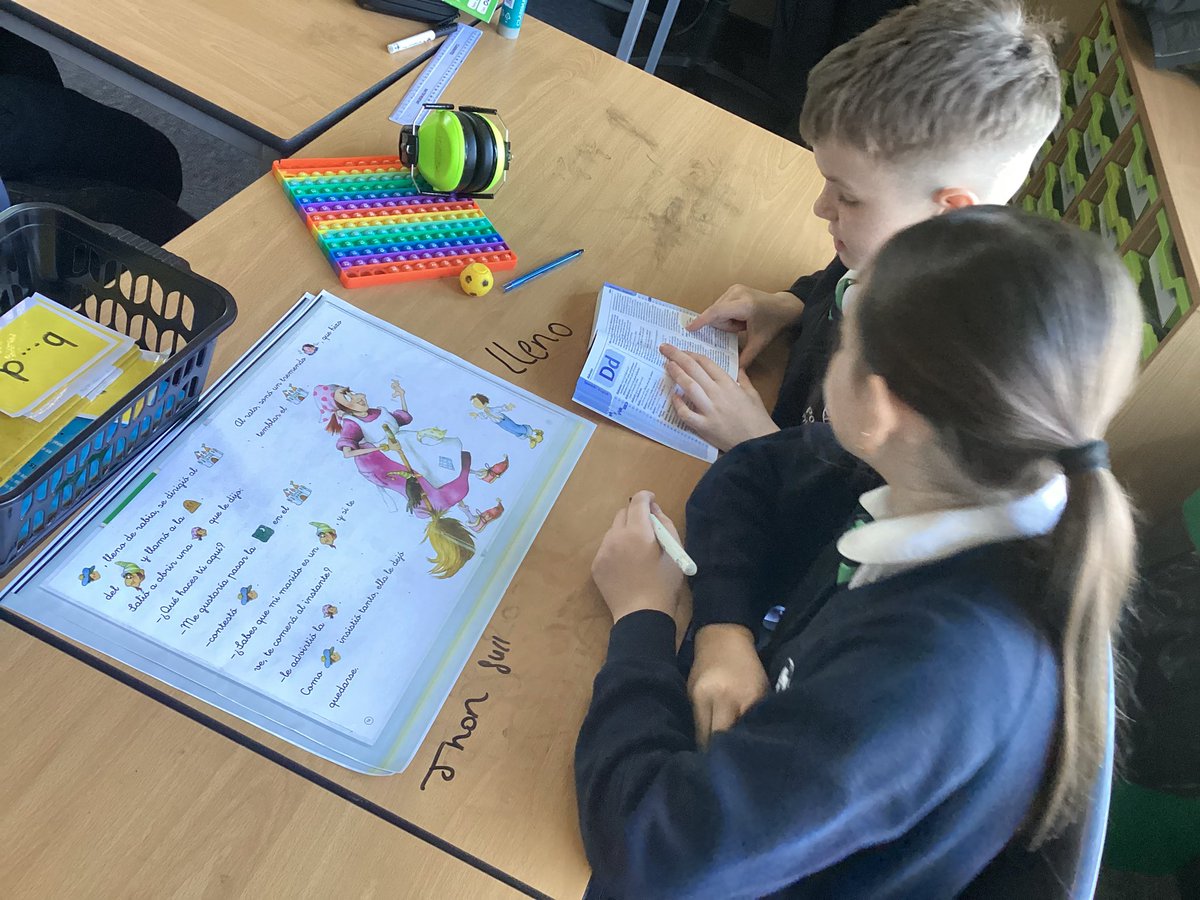 Mr Gardner tweet media