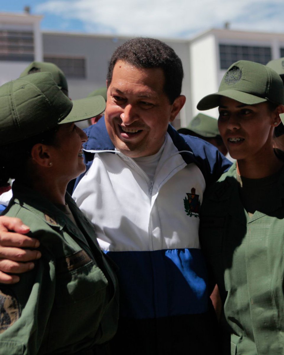 AJatedemi's tweet photo. Con el verbo encendido y el corazón abierto, Hugo Chávez convocó a la unidad sin excluir. Su llamado sigue resonando. ¿Con quién te gustaría compartir hoy su mensaje de inclusión?
#ChávezEterno #LegadoBolivariano #UnidadPopular #PuebloUnido #VenezuelaLibre https://t.co/3Y41Jf5FGJ