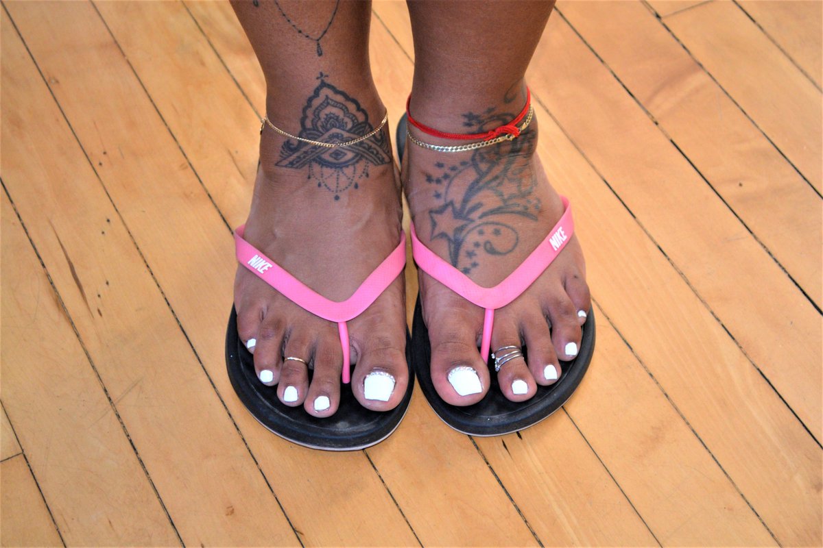 BayAreaPeds's tweet photo. @dissatoes Size 10W
https://t.co/EtBM6uAPCE
#latina #feetfetısh #toes #footfetısh #bayarea https://t.co/WlcdSA0gzI