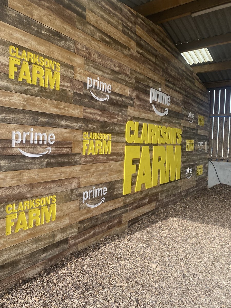 Phil Duffy - author, writer - occasional kitman📚 tweet media