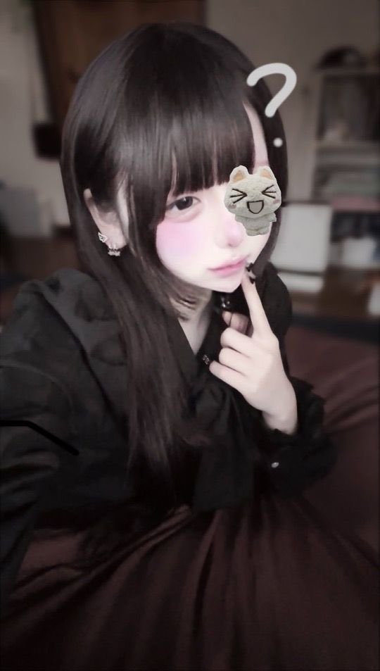 かなん tweet media