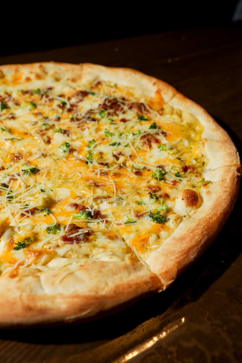 Village Idiot Pizza tweet media