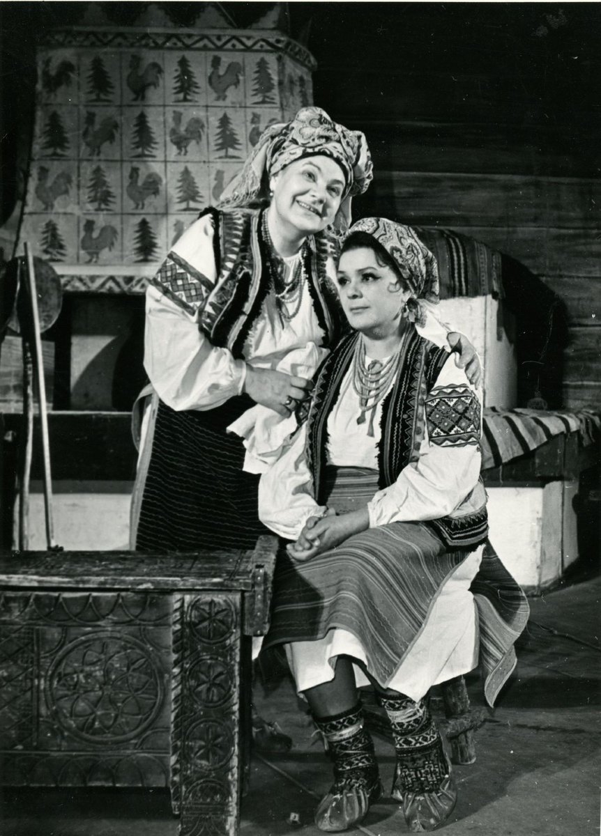 чорні лебеді забарилися tweet media