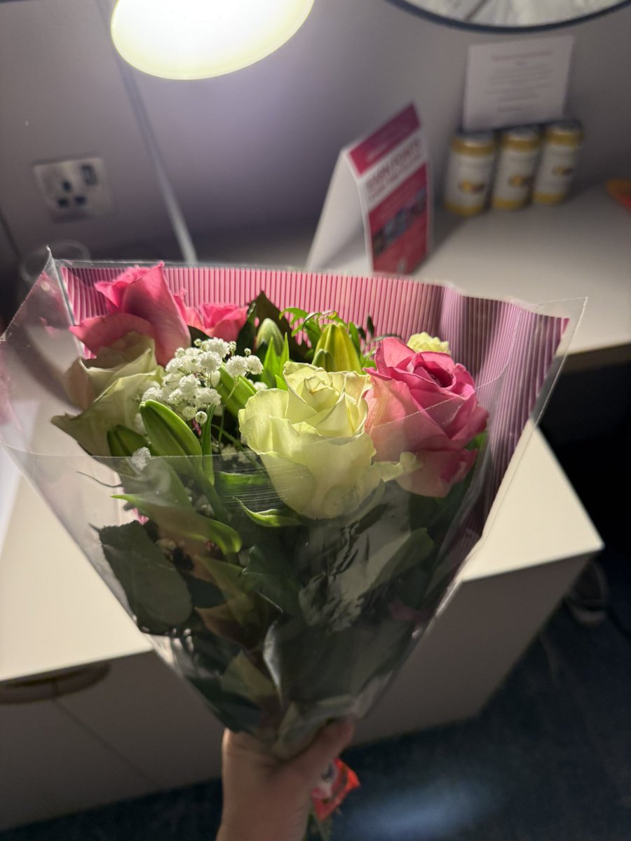 douce kj la kellog's tweet media