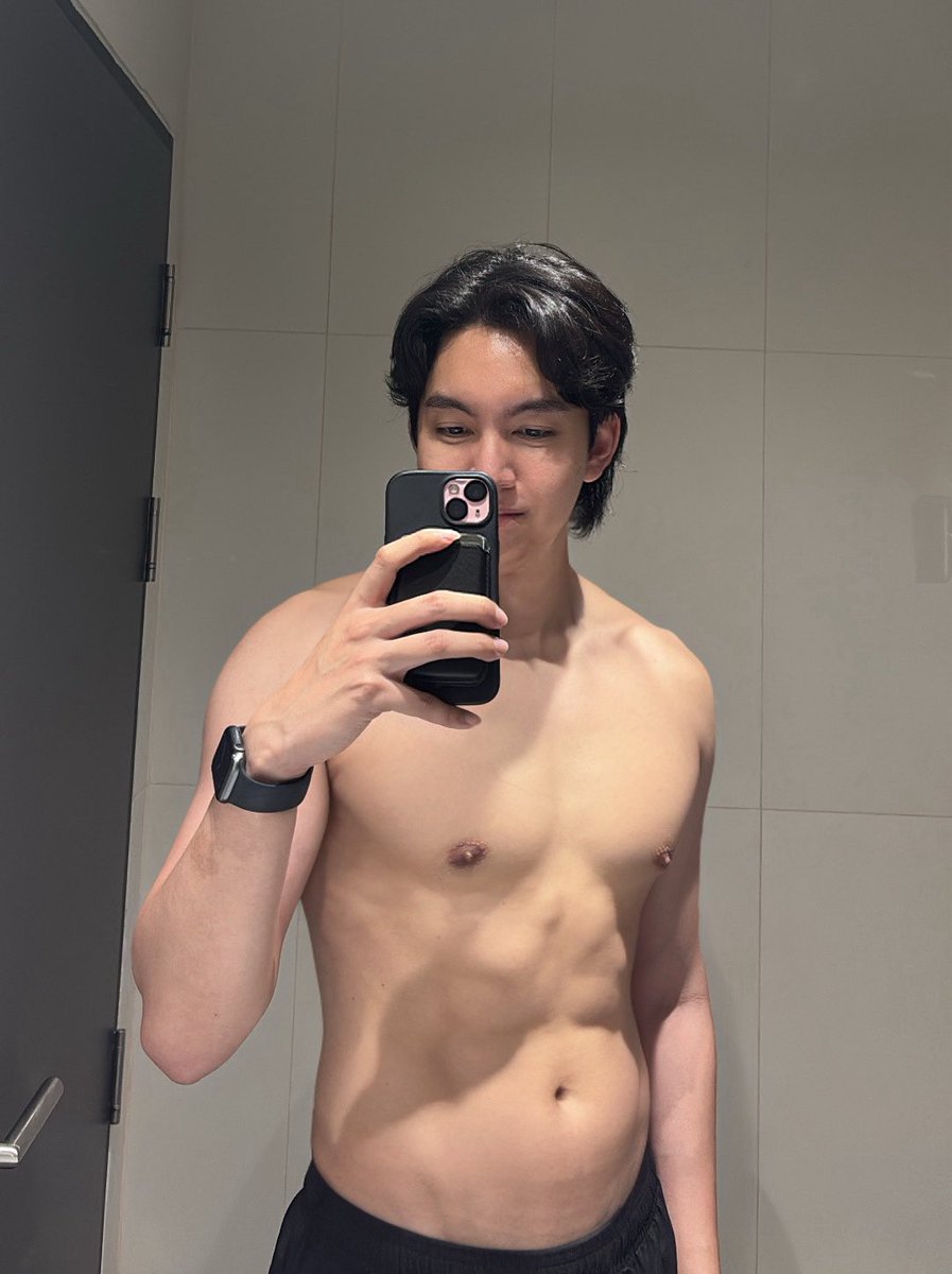 บลูมโนเจ tweet media