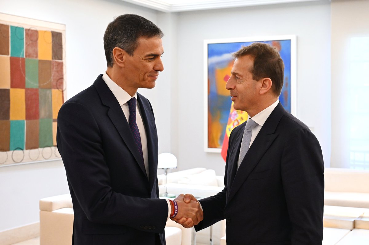Pedro Sánchez tweet media