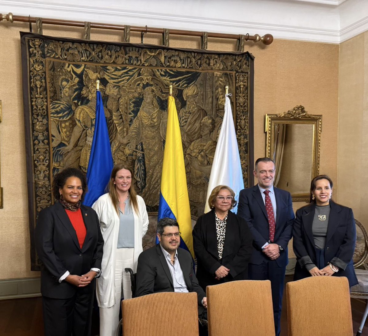 Canada en Colombie tweet media