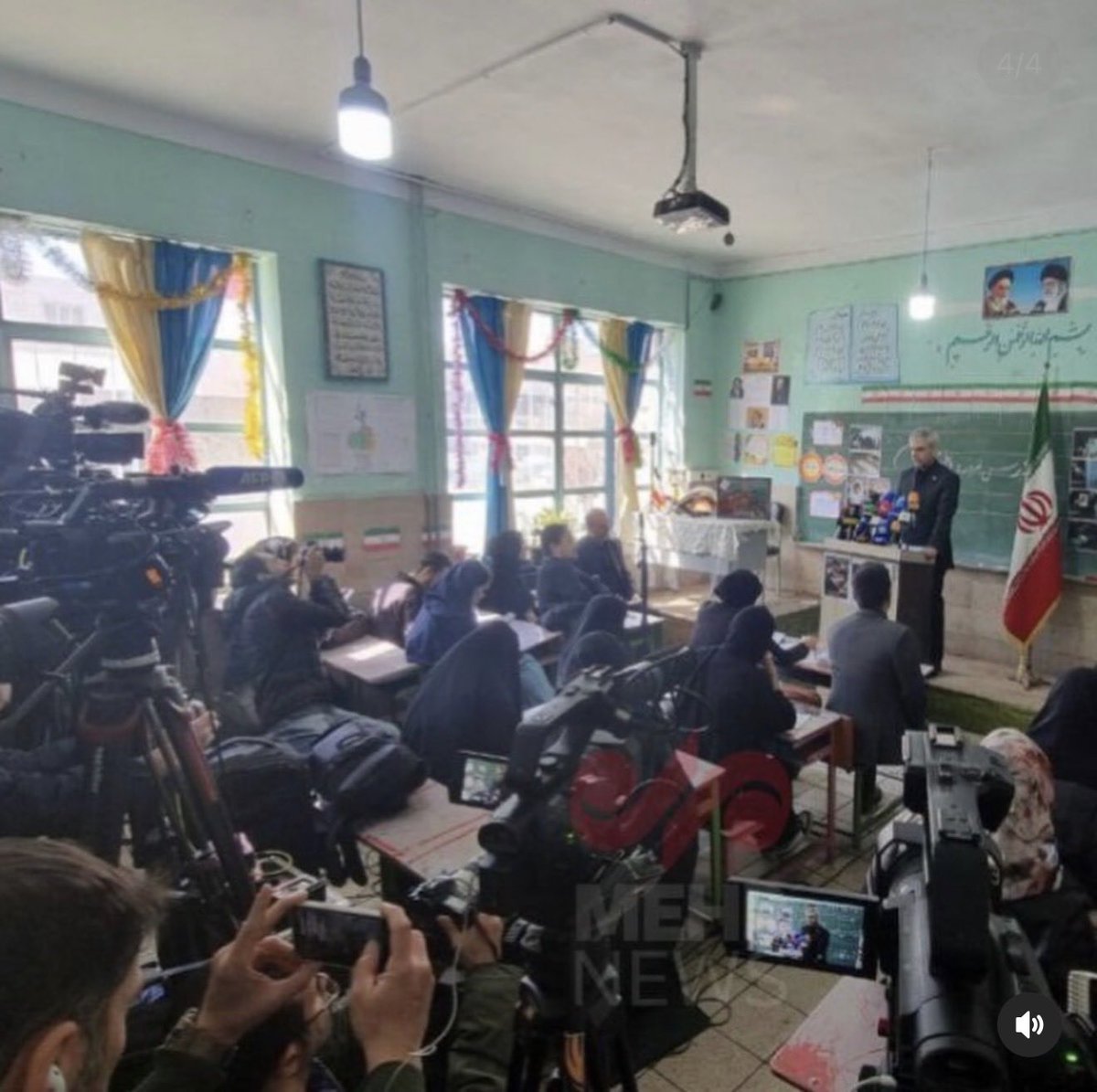 IranKrone20182's tweet image. #IRGCterrorist
#StopIRGC
#IslamicRepublic
#WarCrimes
#HumanShields
#ProtectIranianChildren 
The Islamic Republic and the IRGC are turning children’s schools into human shields to protect their military assets. This is a war crime.