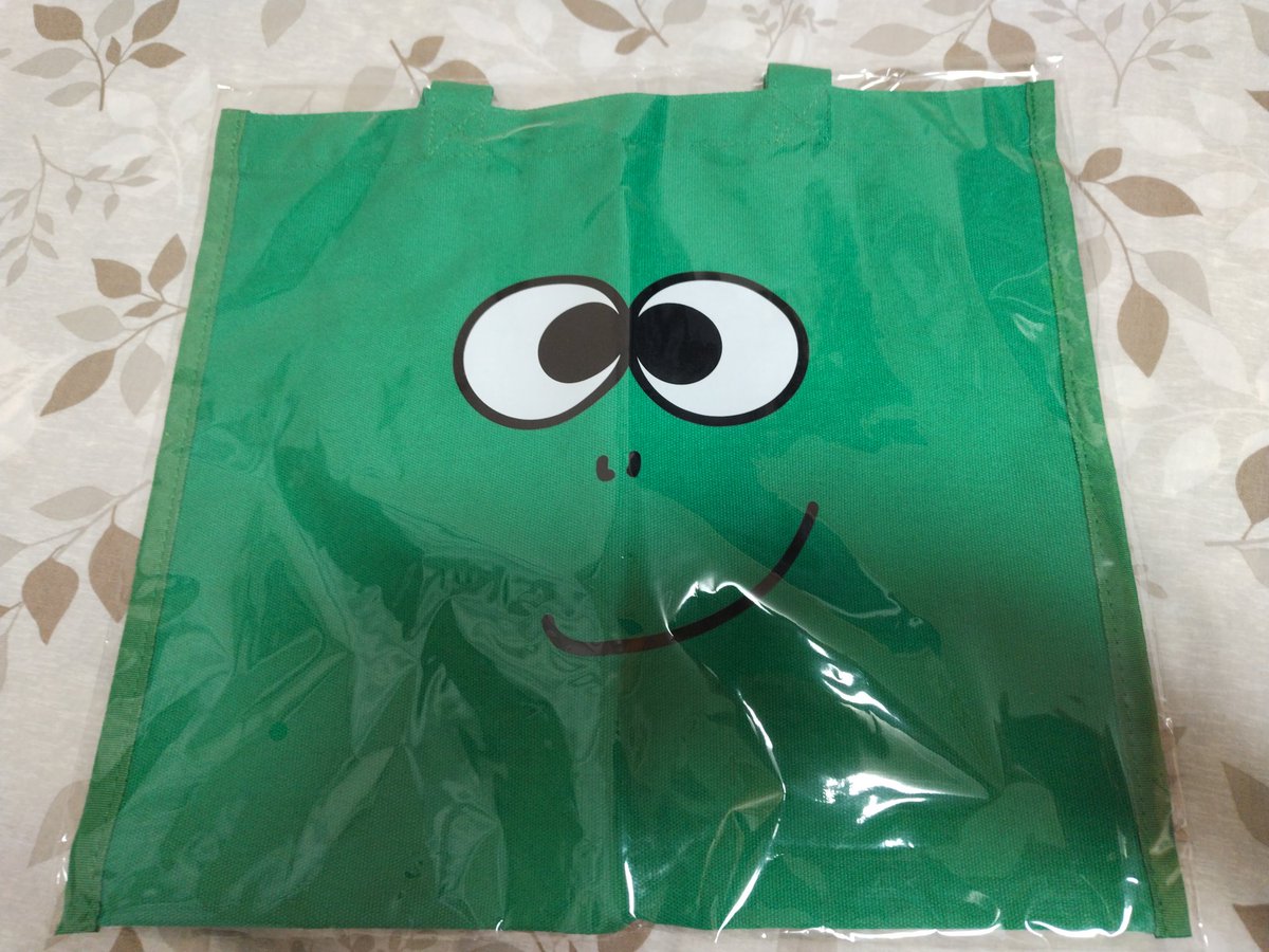 川名凜さんのバーイベグッズが一式届きました。 実用性の高い緑一色の