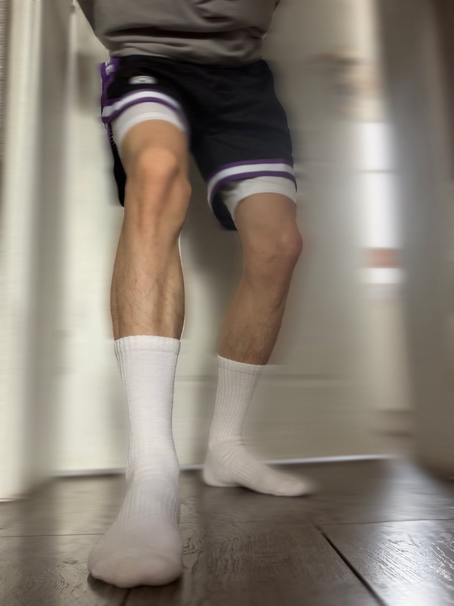 饺子骑着布莱恩 tweet media