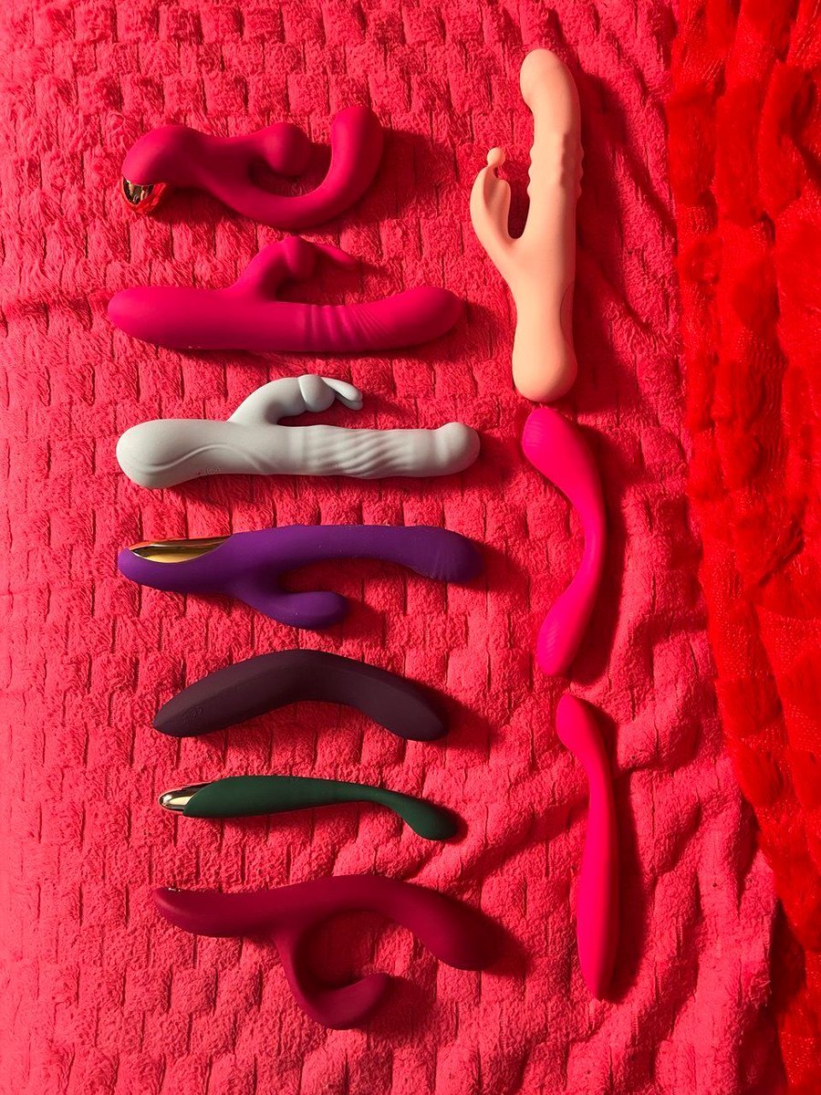 June×͜× tweet media