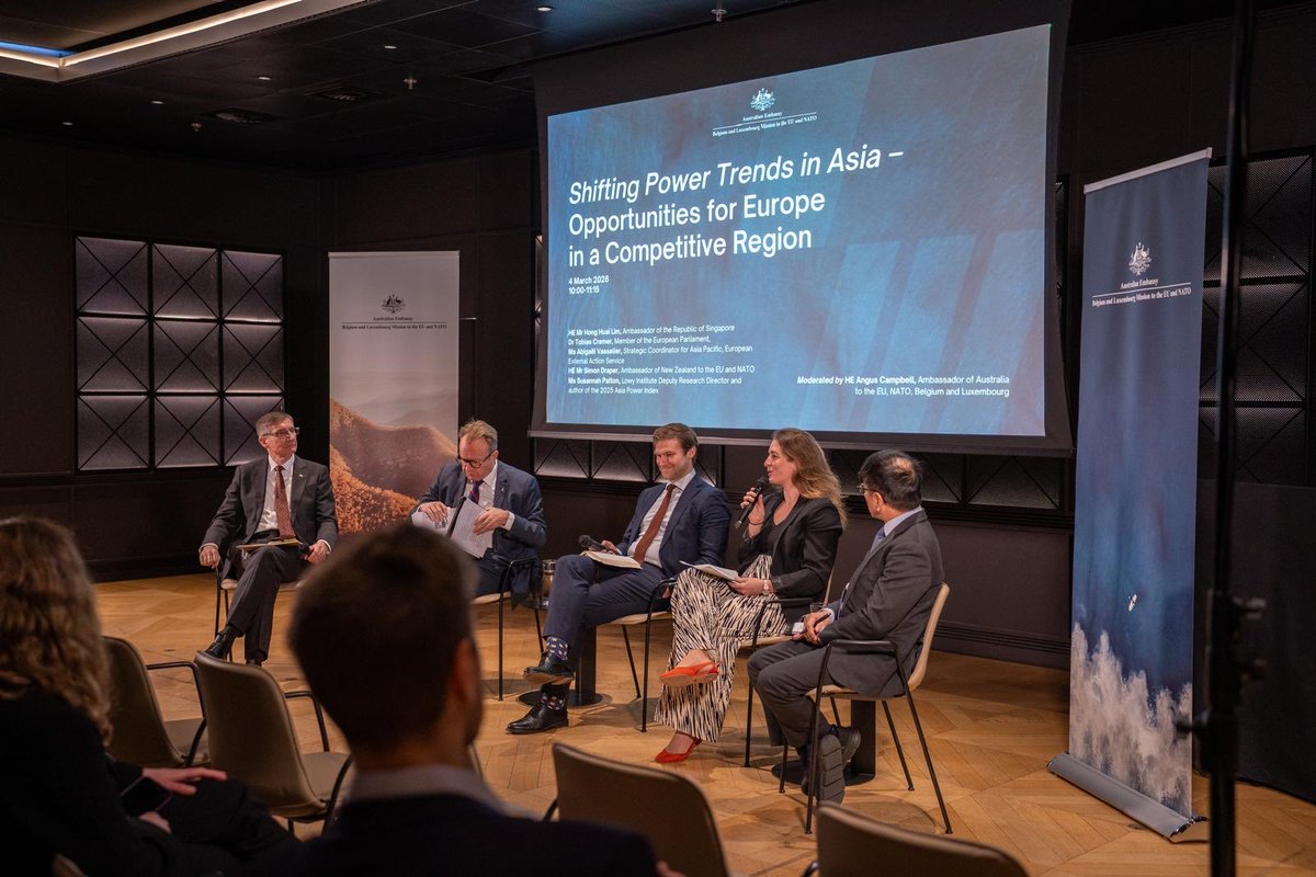 Australian Embassy, Brussels tweet media