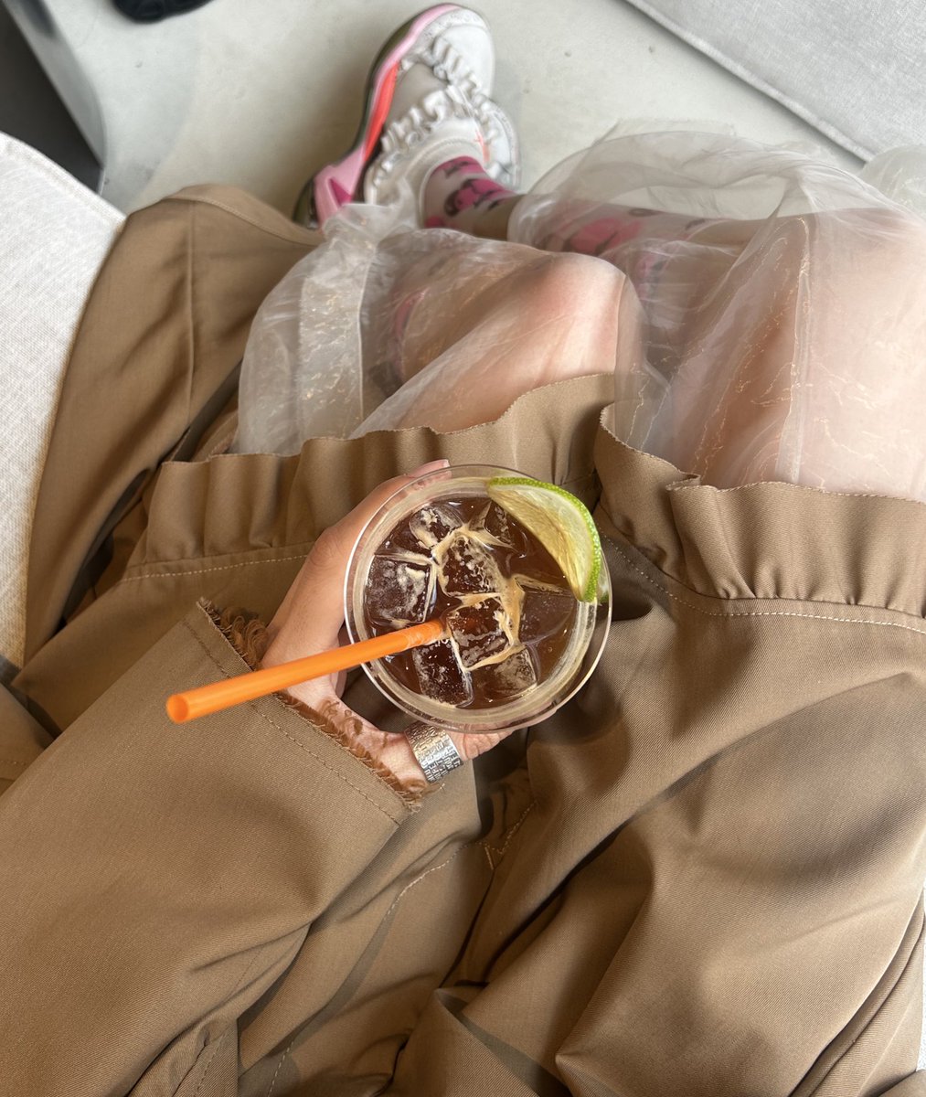 hitomi :::: tweet media