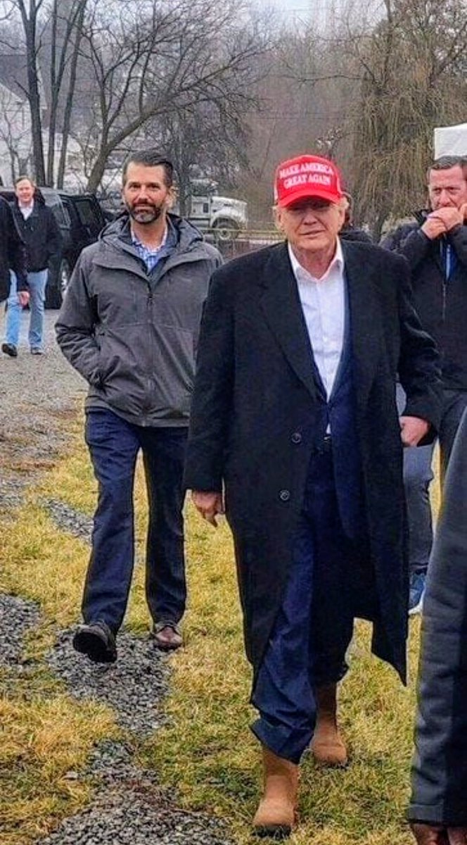 ESTE E O LIDER QUE PRECISAMOS  AGORA .
DEIXE UM  ❤️ SE VOCÊ  CONCORDA !!