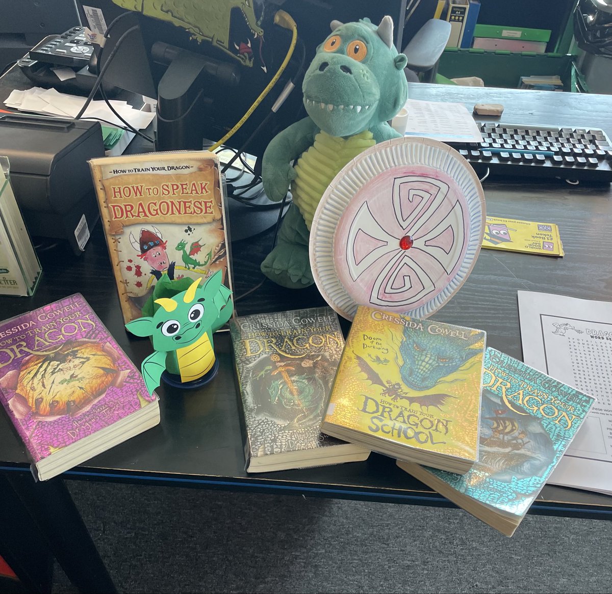 Bromley Libraries tweet media