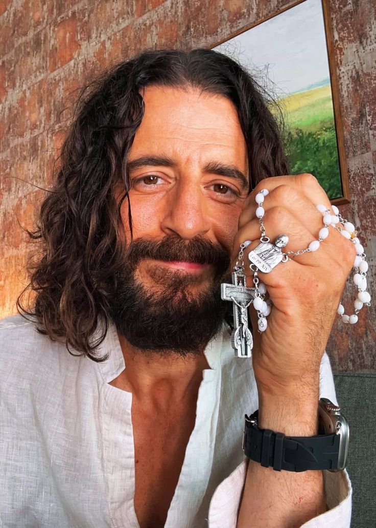 JustAdaugoijele's tweet photo. Pray your Rosary and the Divine Mercy Chaplet ✝️ https://t.co/2uaBk0PCXZ