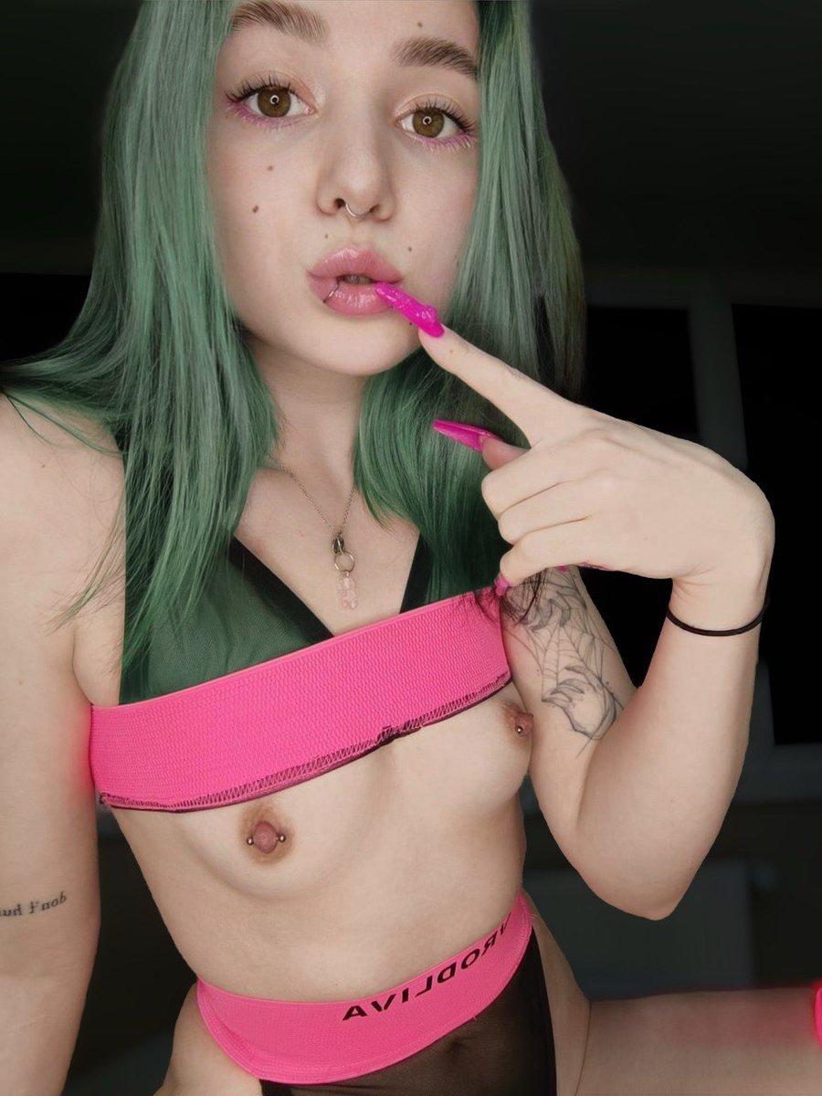 Black Kitty Ksenia 🐱🖤 tweet media